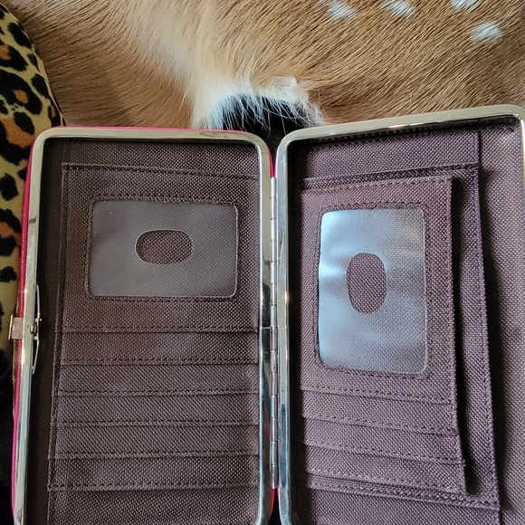 Wallet - Picture 3 of 4